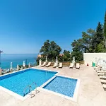 Apartment Mazis A